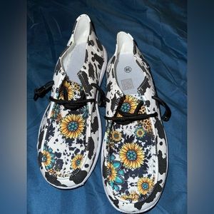 Cow and Sulflower Dude Shoes new w/o tags